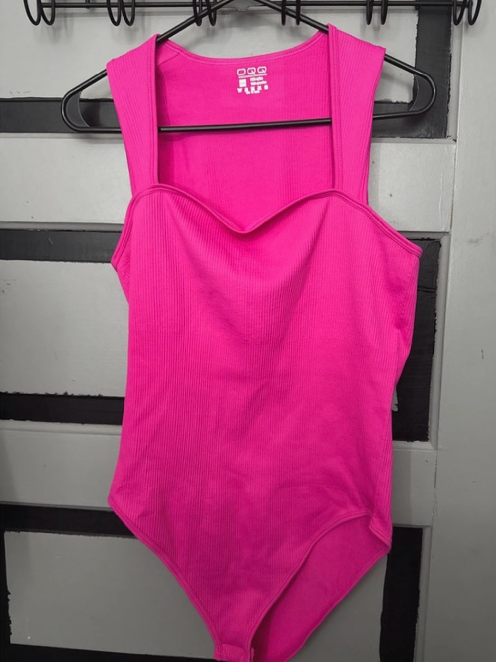 Ribbed Sweetheart Neck Bodysuit - Hot Pink